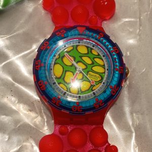 Swatch Scuba 200 "C-Monsta" (reference SDZ101 1995 with swimming cap and shark keyring